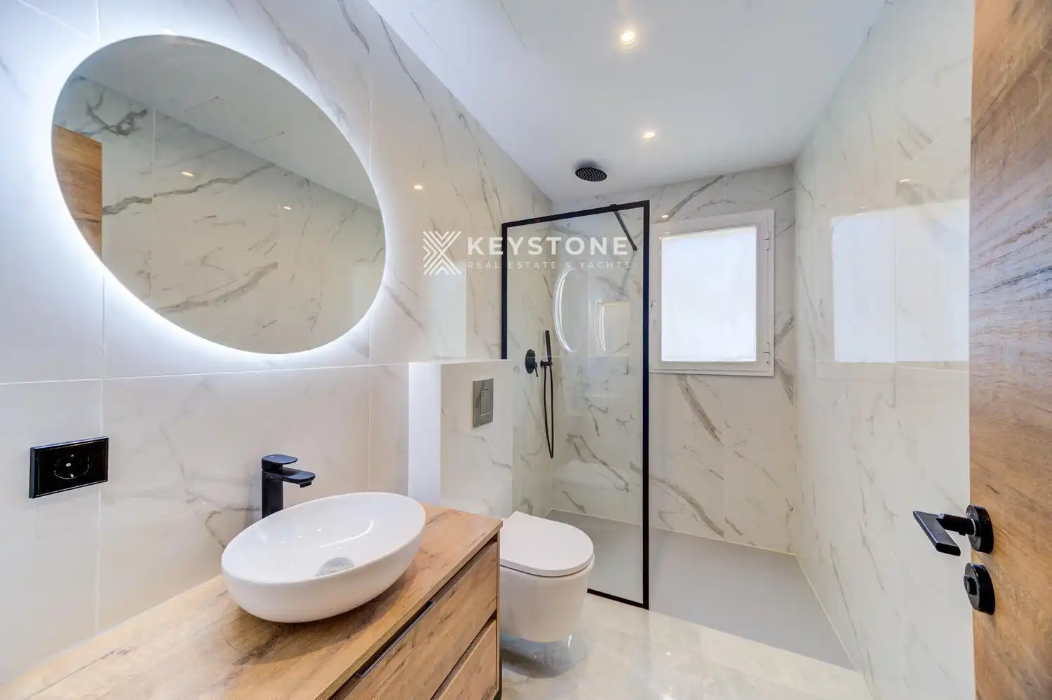 Bathroom of Houses for sale in Calvià  with Terrace, Storage room and Swimming Pool
