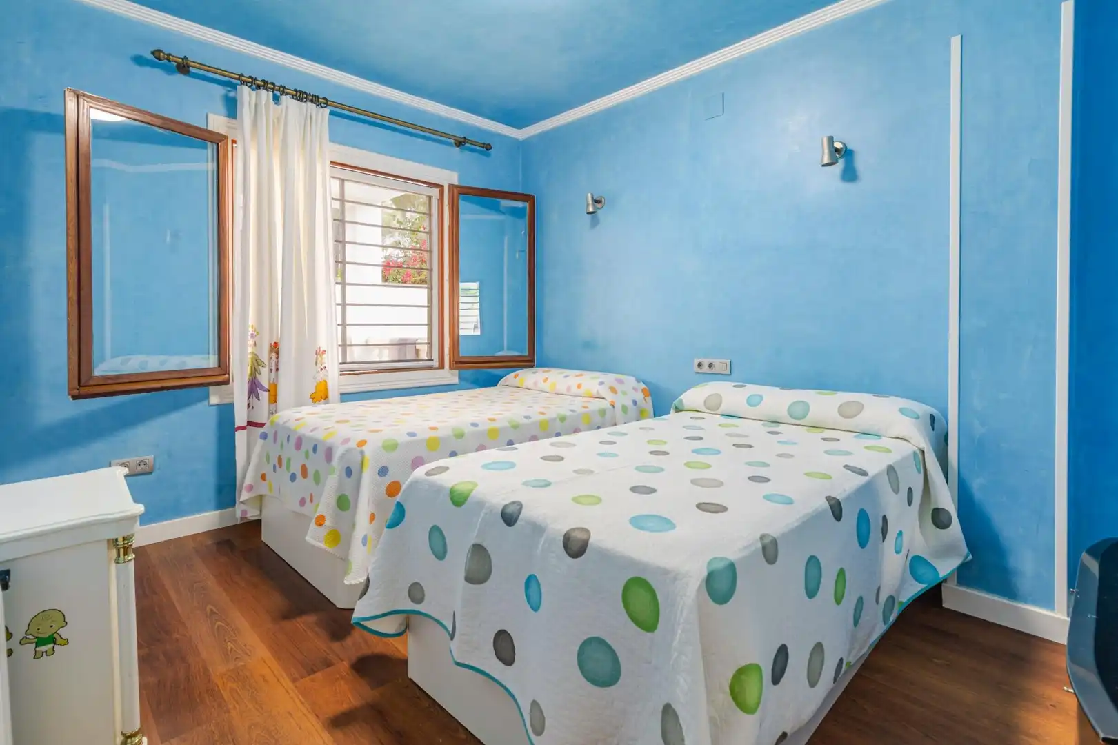 Bedroom of Houses for sale in L'Eliana  with Air Conditioner, Heating and Private garden