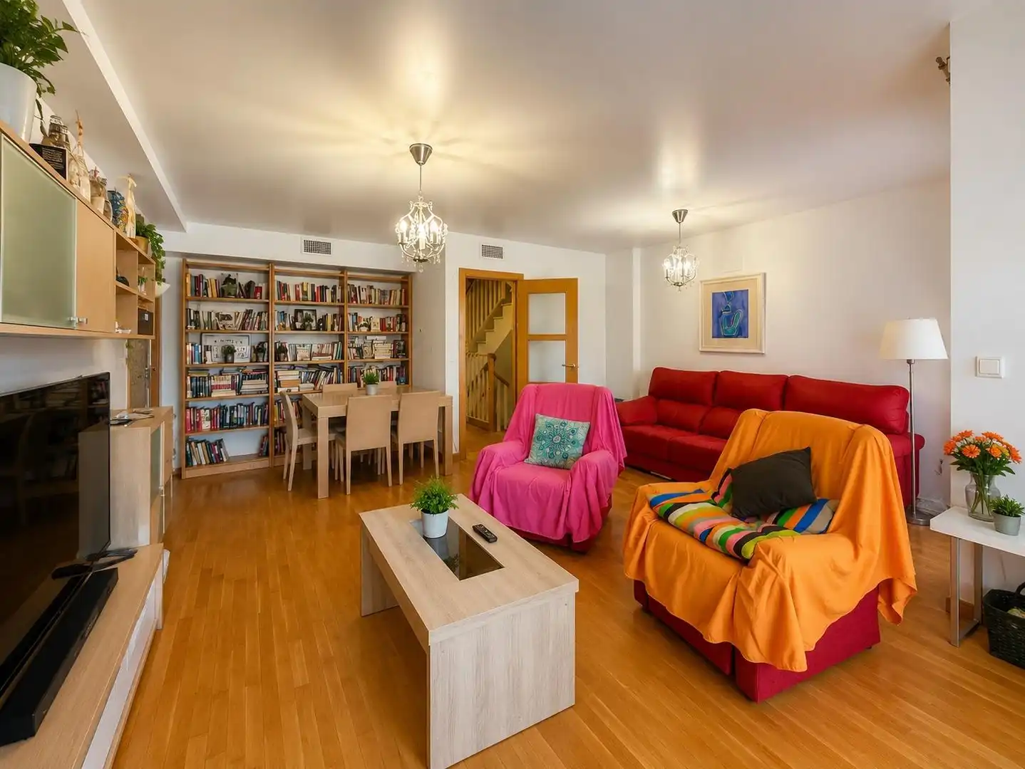 Sala d'estar de Casa adosada en venda en Vícar amb Terrassa, Traster i Piscina comunitària