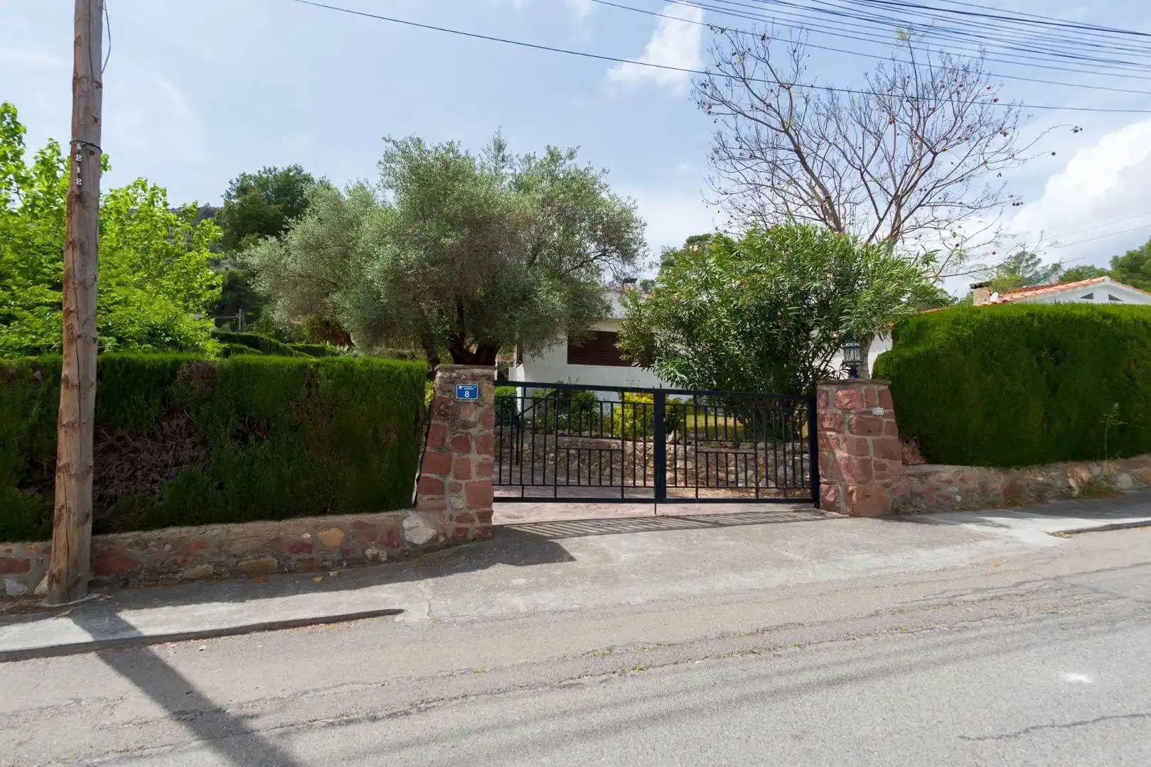 Vista exterior de Casa o xalet en venda en Benicasim / Benicàssim amb Jardí privat, Terrassa i Traster