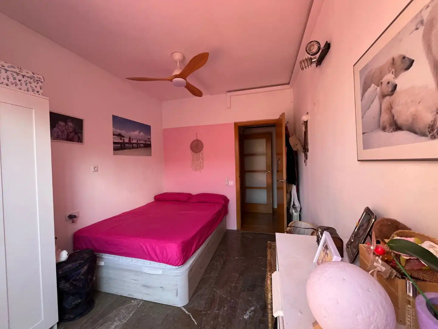 Habitación de Piso en venta en Cornellà de Llobregat con Aire acondicionado y Terraza