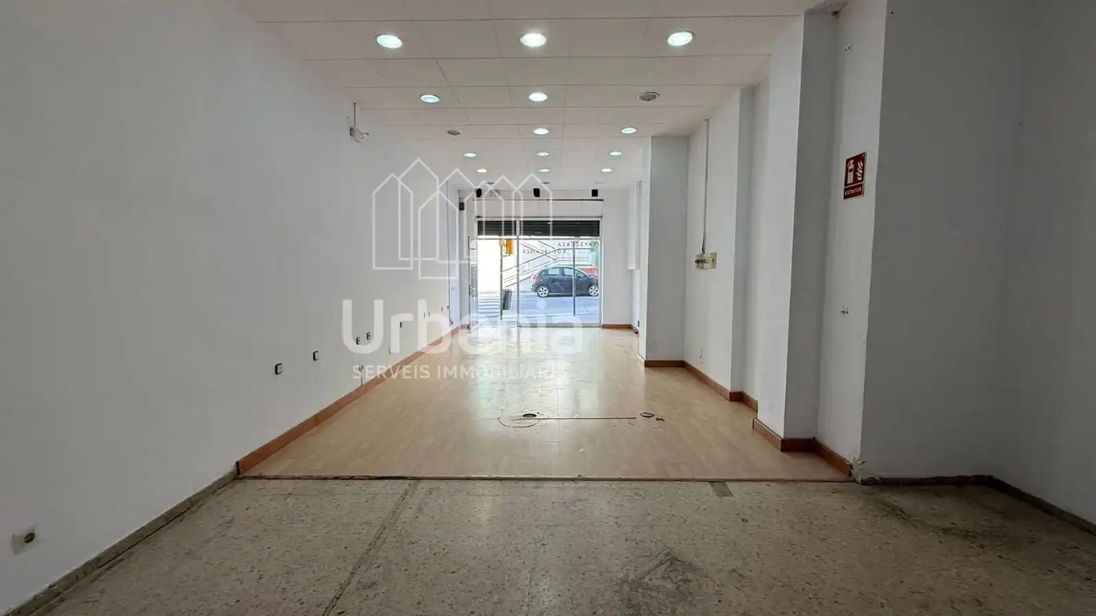Local de lloguer a Cerdanyola Nord