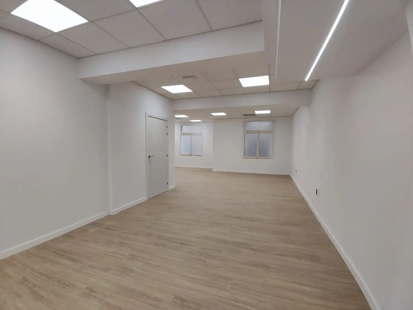 Local comercial de lloguer a Carrer de Còrsega, imagen 19