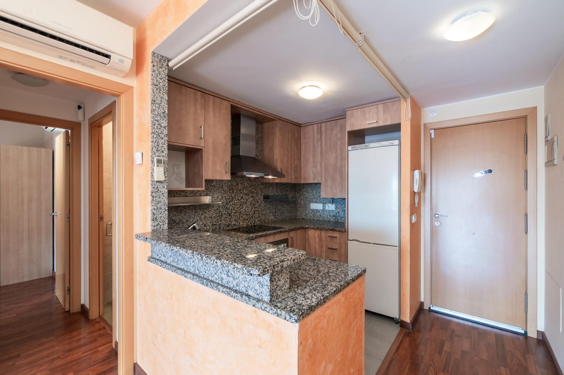 Cocina de Piso en venta en Figueres con Aire acondicionado, Calefacción y Terraza