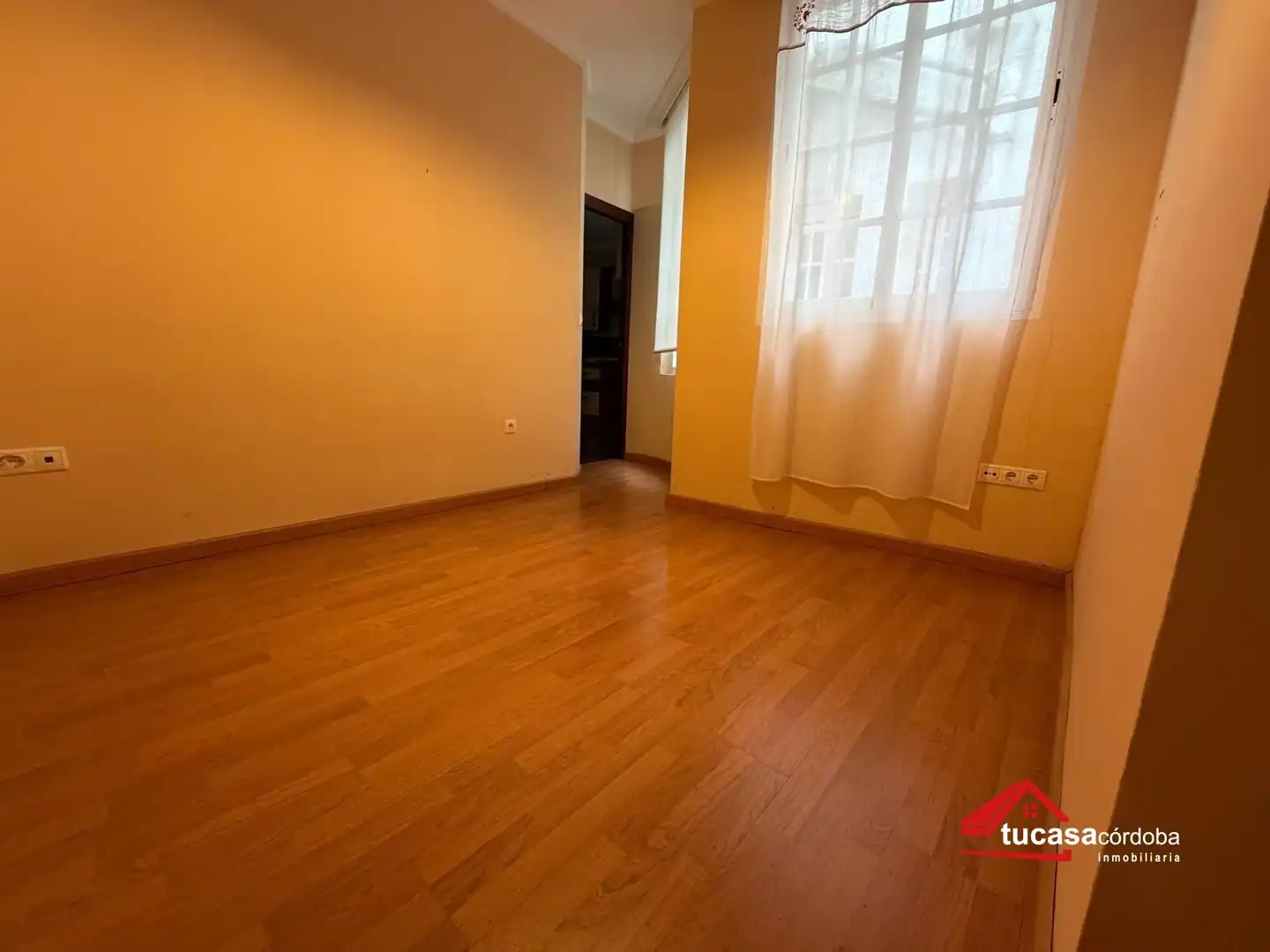 Habitación de Piso en venta en Córdoba con Terraza, Trastero y Amueblado