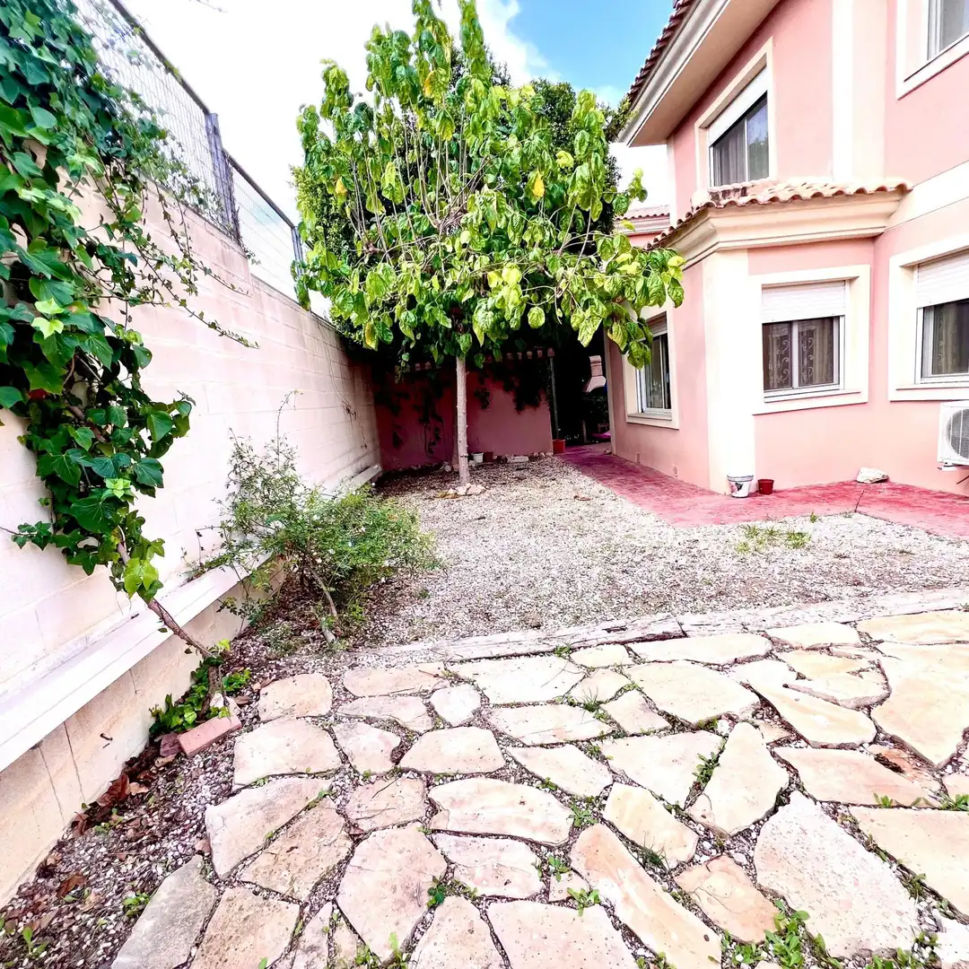 Vivienda con piscina en venta en Altorreal - El Chorrico, imagen 3