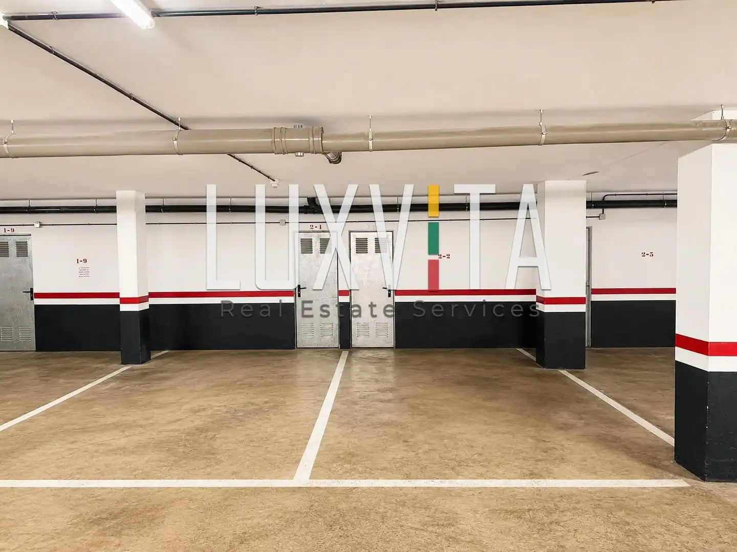Parking of Apartments for sale in Arona  with Air Conditioner, Storage room and Furnished