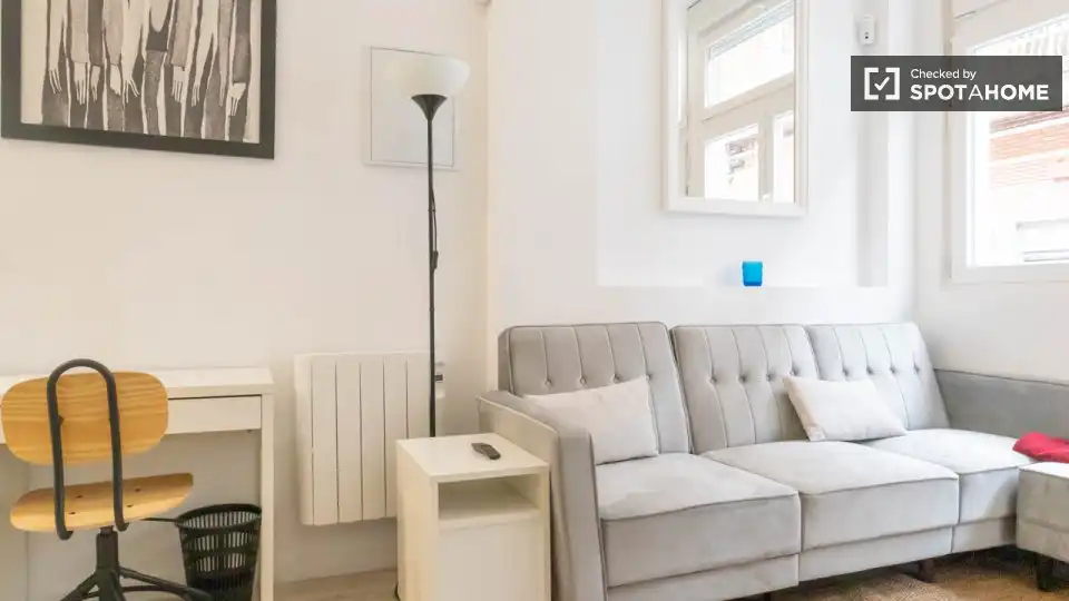 Living room of Apartments for share in Madrid  with Air Conditioner, Heating and Terrace