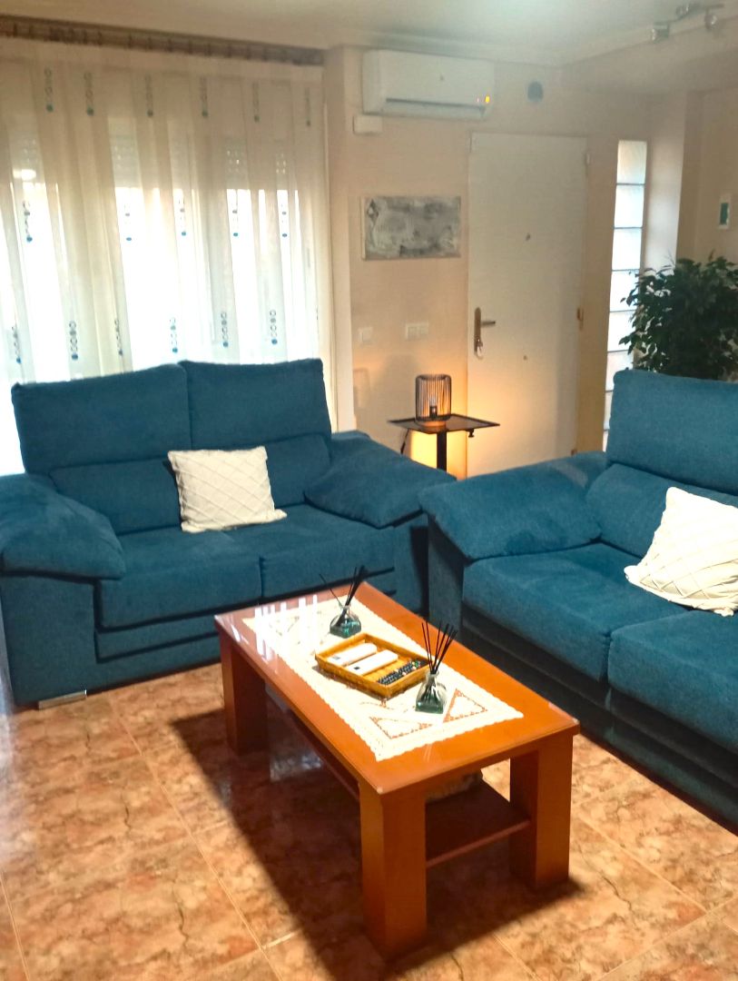 Sala de estar de Dúplex en venta en  Murcia Capital con Aire acondicionado, Amueblado y Balcón