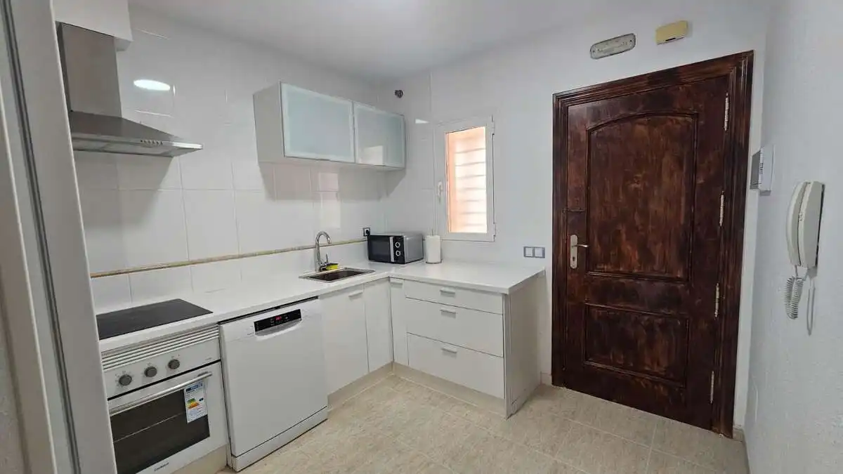 Cocina de Piso en venta en El Ejido con Terraza, Amueblado y Horno