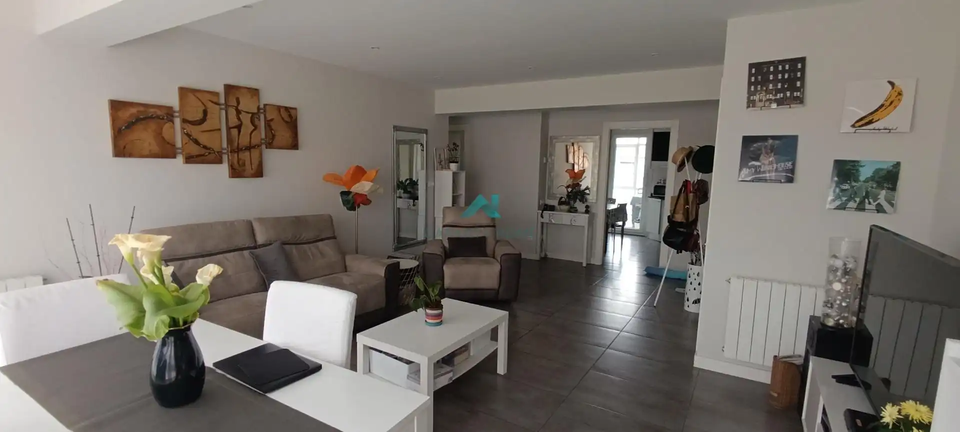 Sala d'estar de Àtic en venda en Laredo amb Calefacció, Jardí privat i Terrassa