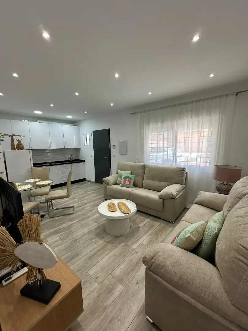 Erdgeschosswohnung zum Verkauf in Puerto Deportivo, imagen 2