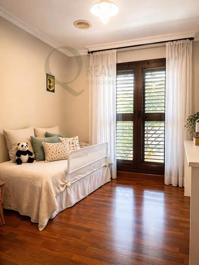 Habitación de Casa o chalet en venta en Villena con Aire acondicionado, Calefacción y Jardín privado