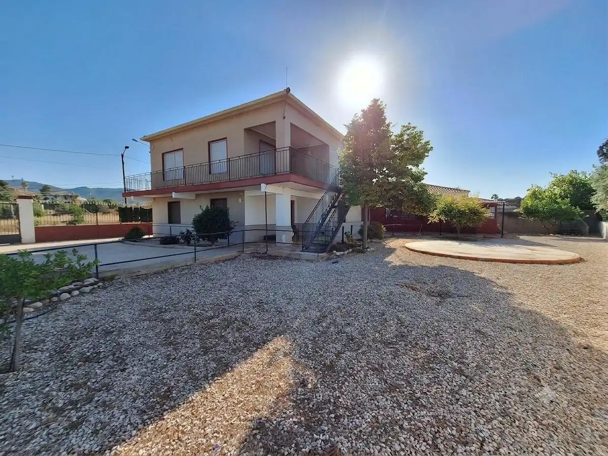 Xalet amb jardí en venda a Monóvar  / Monòver, imagen 2