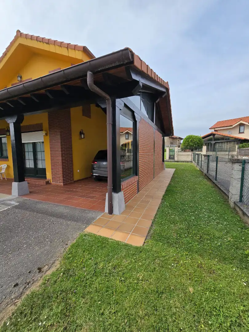 Vista exterior de Casa o chalet en venta en Ribamontán al Mar con Calefacción, Jardín privado y Terraza