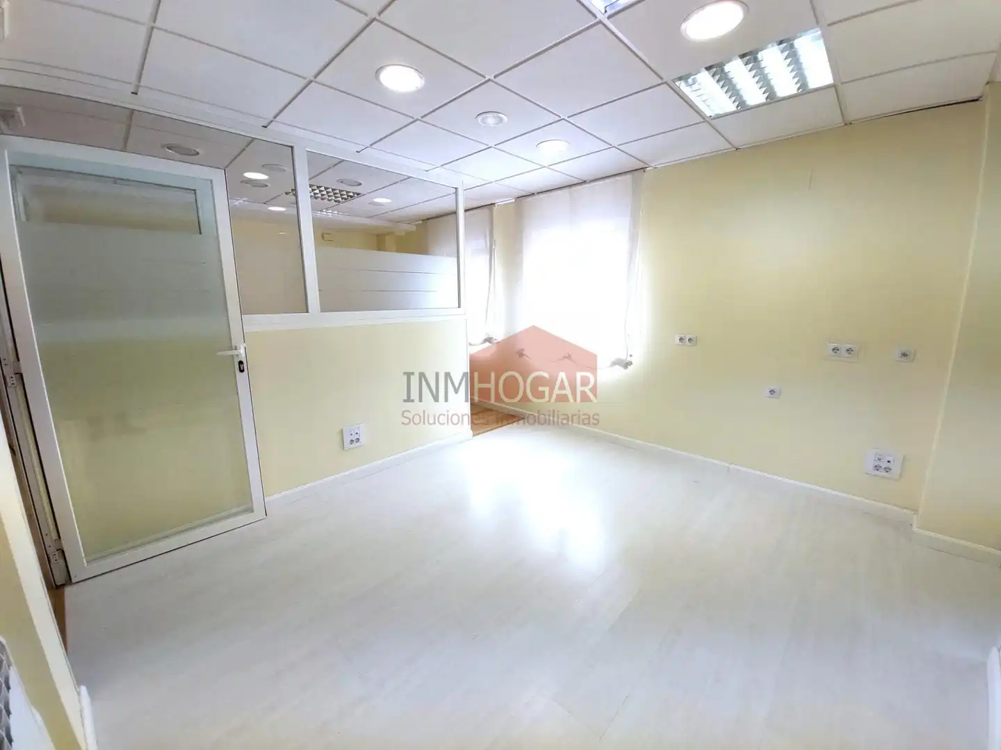 Locale commerciale in vendita a Sur, imagen 21
