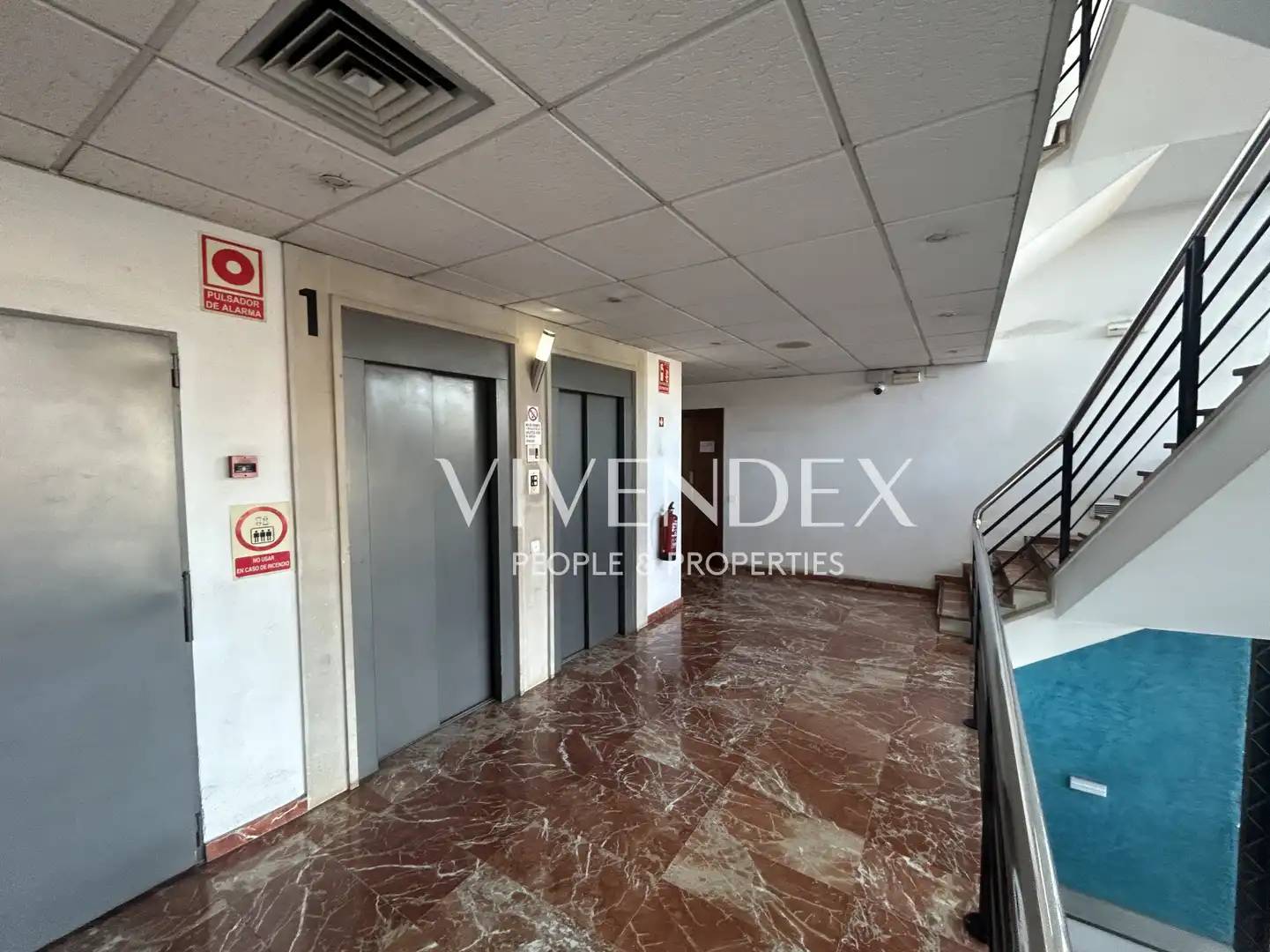 Büro zum Verkauf in Cornellà de Llobregat