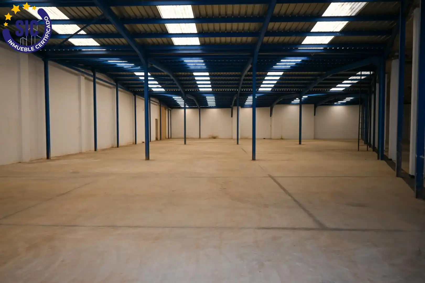 Industrial building for sale in Avenida CAMI NOU DEL, imagen 2