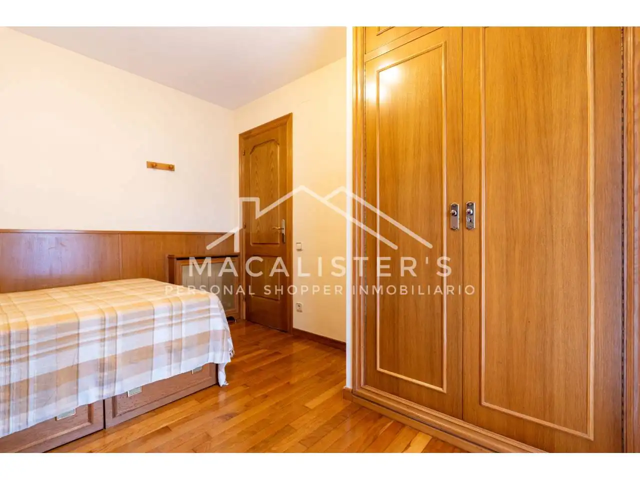 Bedroom of Houses for sale in El Masnou  with Heating, Private garden and Terrace