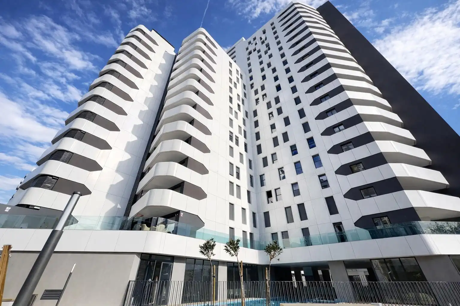 Exterior view of Flat for sale in Valencia  with Air Conditioner, Heating and Private garden