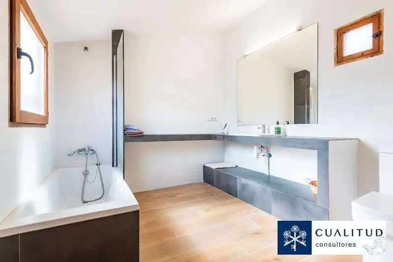 Bathroom of Land for sale in Torralba del Pinar