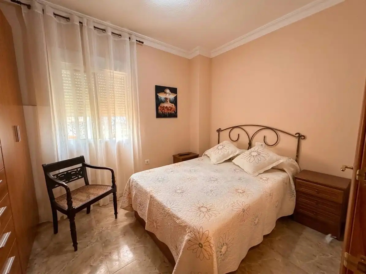 Dormitori de Planta baixa en venda en Vélez-Málaga amb Aire condicionat, Calefacció i Jardí privat