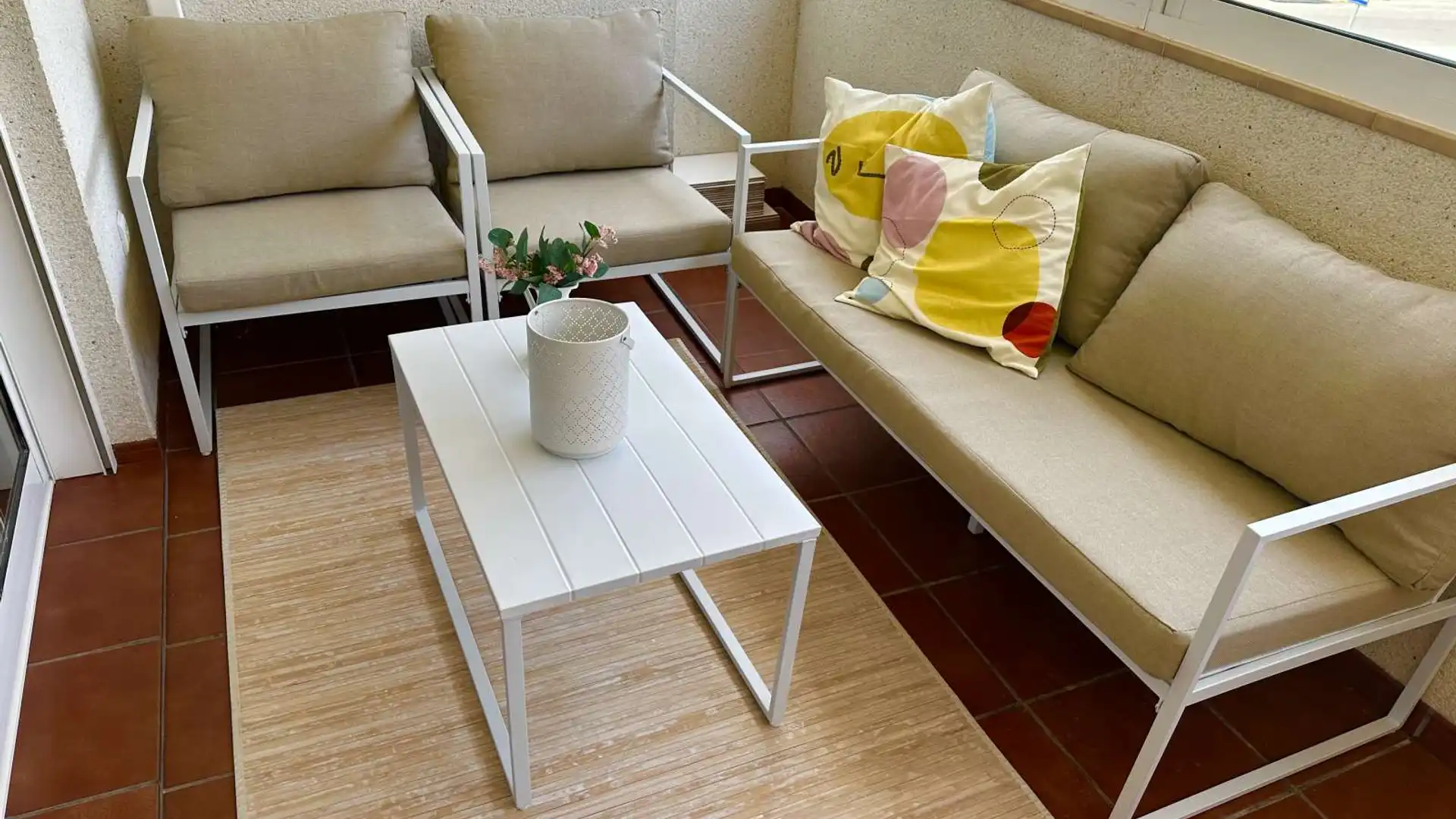 Terrassa de Apartament per a compartir en Sueca amb Aire condicionat, Terrassa i Moblat