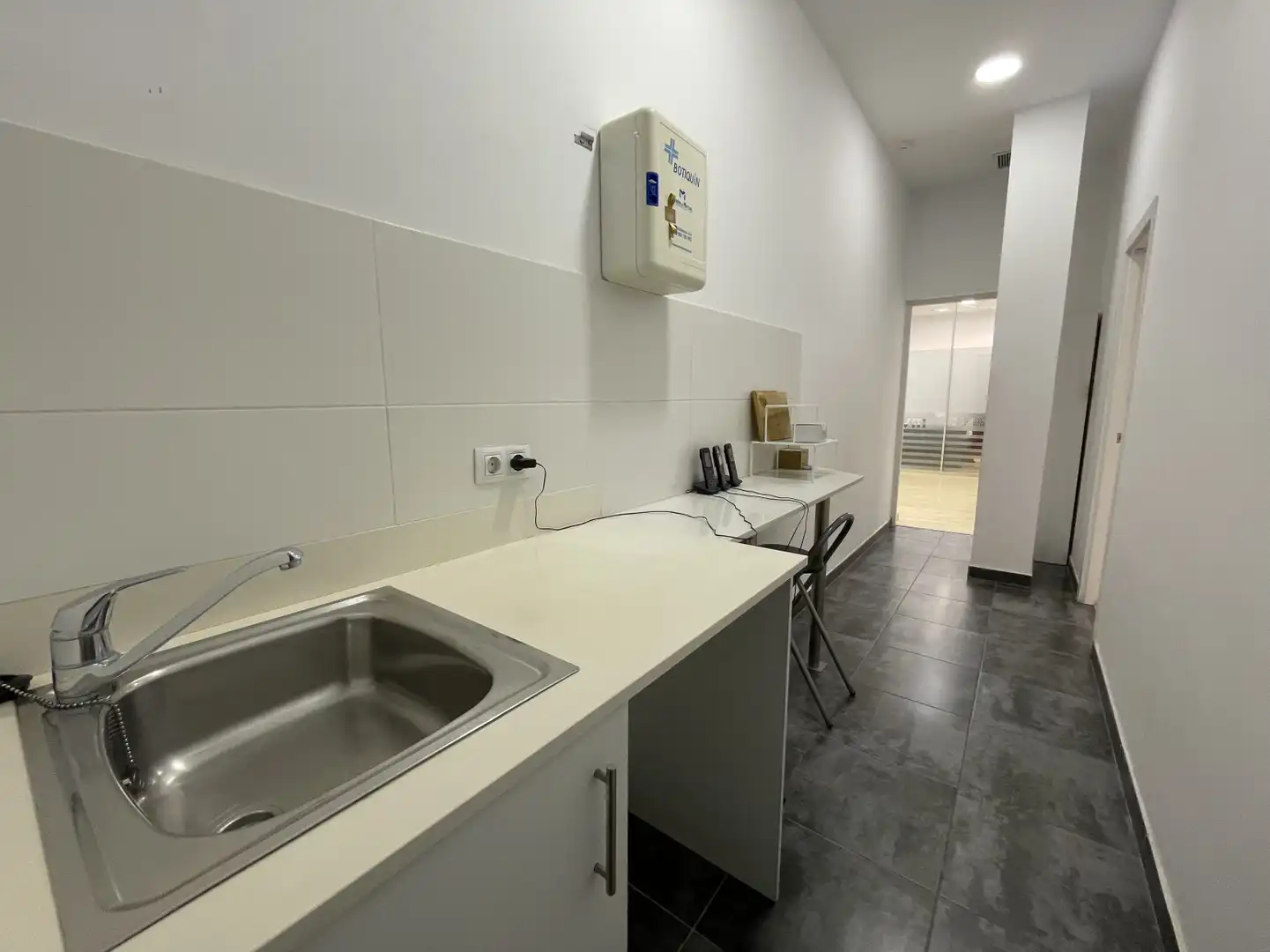 Cocina de Local de alquiler en Valencia con Aire acondicionado