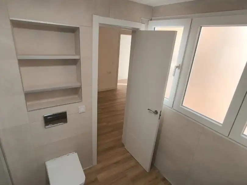Flat for sale in Alicante / Alacant  with Air Conditioner, Terrace and Balcony