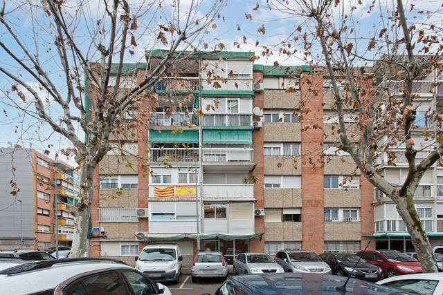 Piso en Venta en C/ Ramón d´Abadal en Santa Perpètua de Mogoda