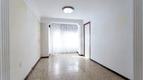 Flat for sale in L'Hospitalet de Llobregat  with Oven