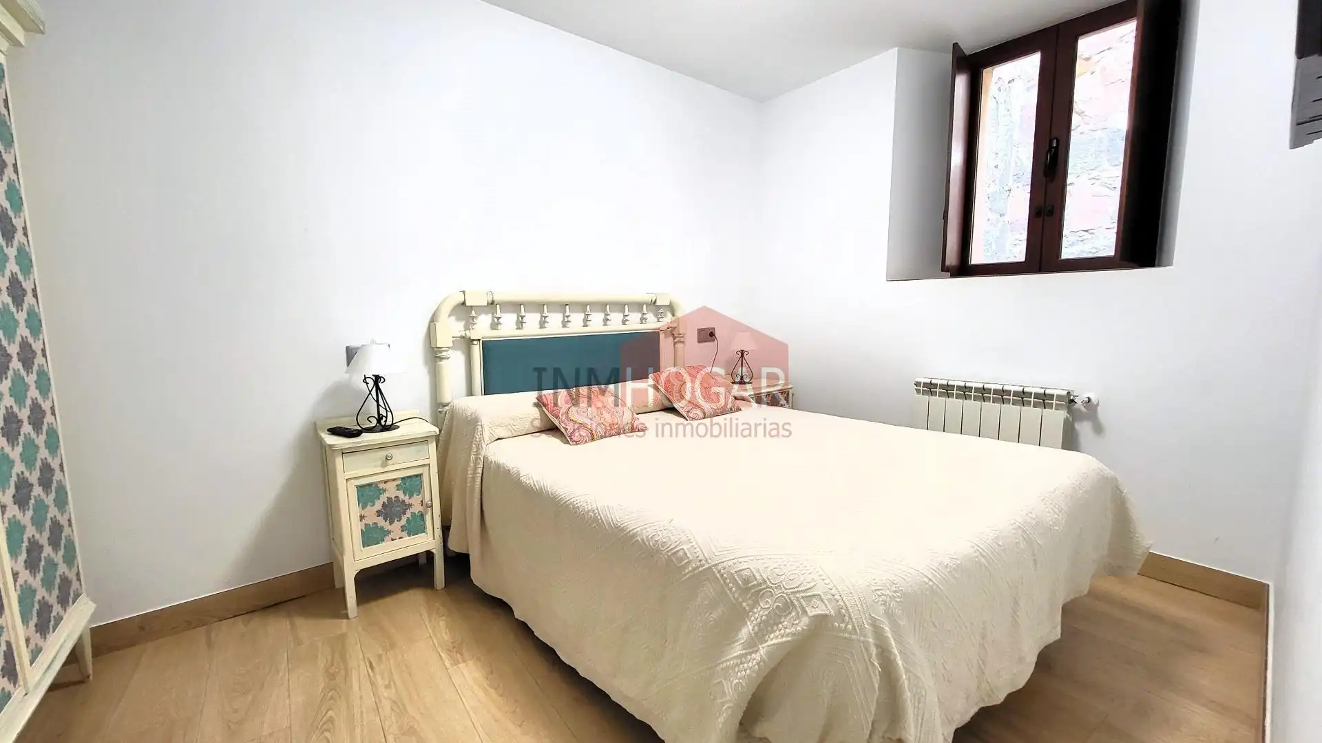 Habitación de Piso en venta en Ávila con Calefacción, Trastero y Balcón