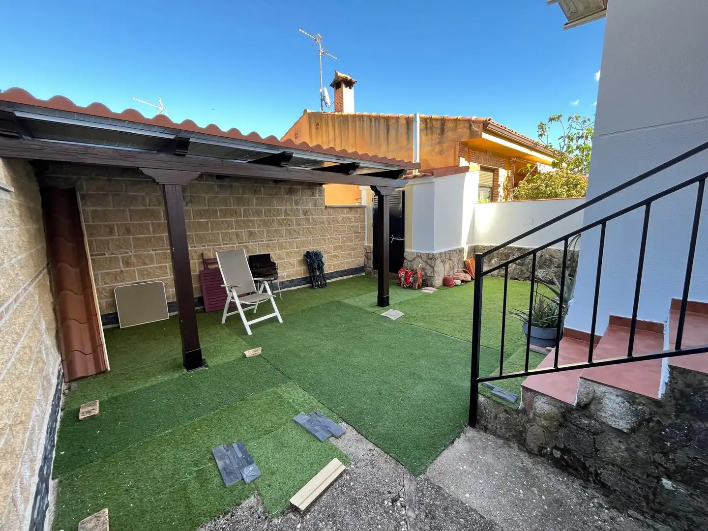 Garden of Detached homes for sale in San Román de los Montes  with Air Conditioner, Heating and Private garden