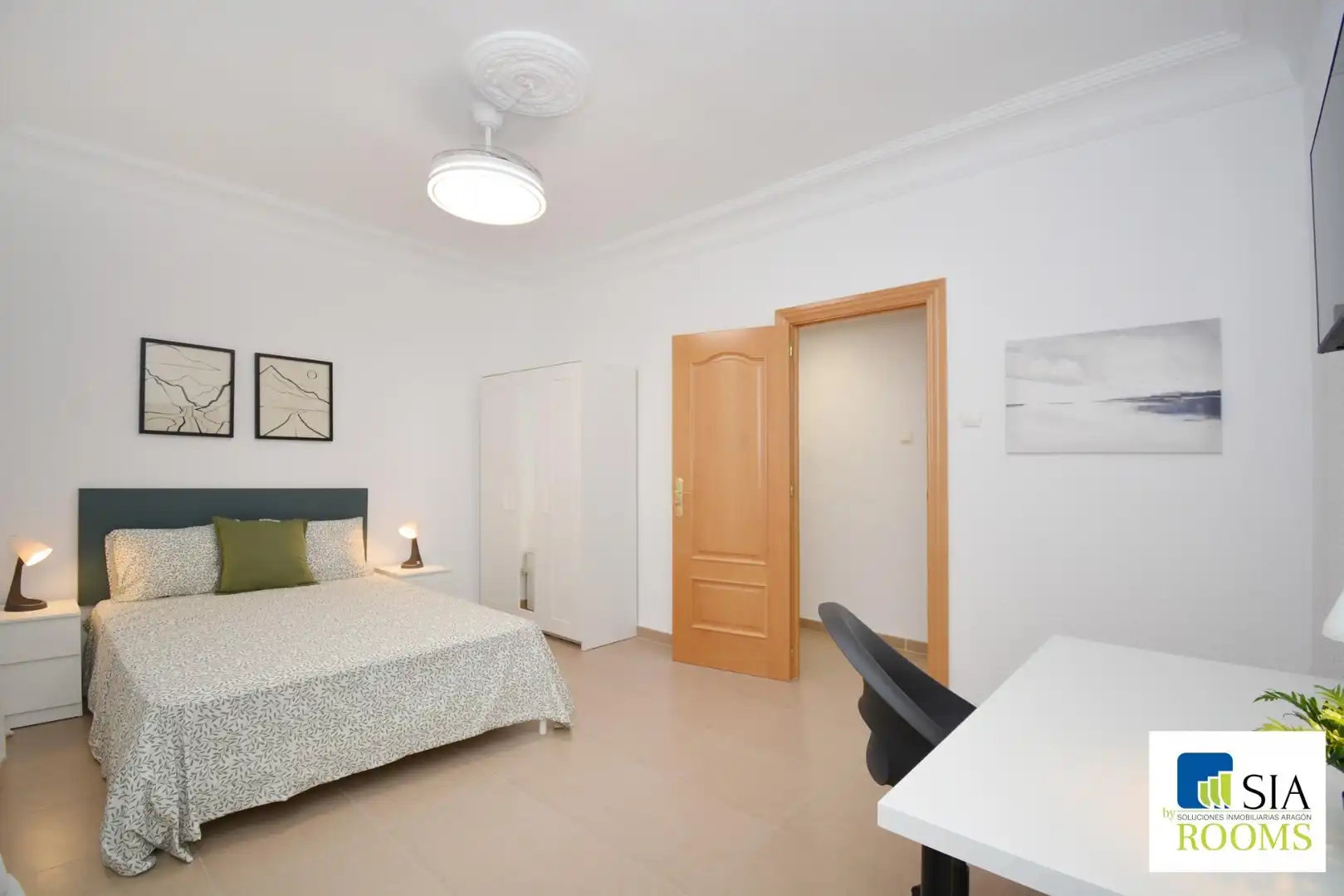 Room in Calle LATASSA, FELIX, 26, Universidad San Francisco