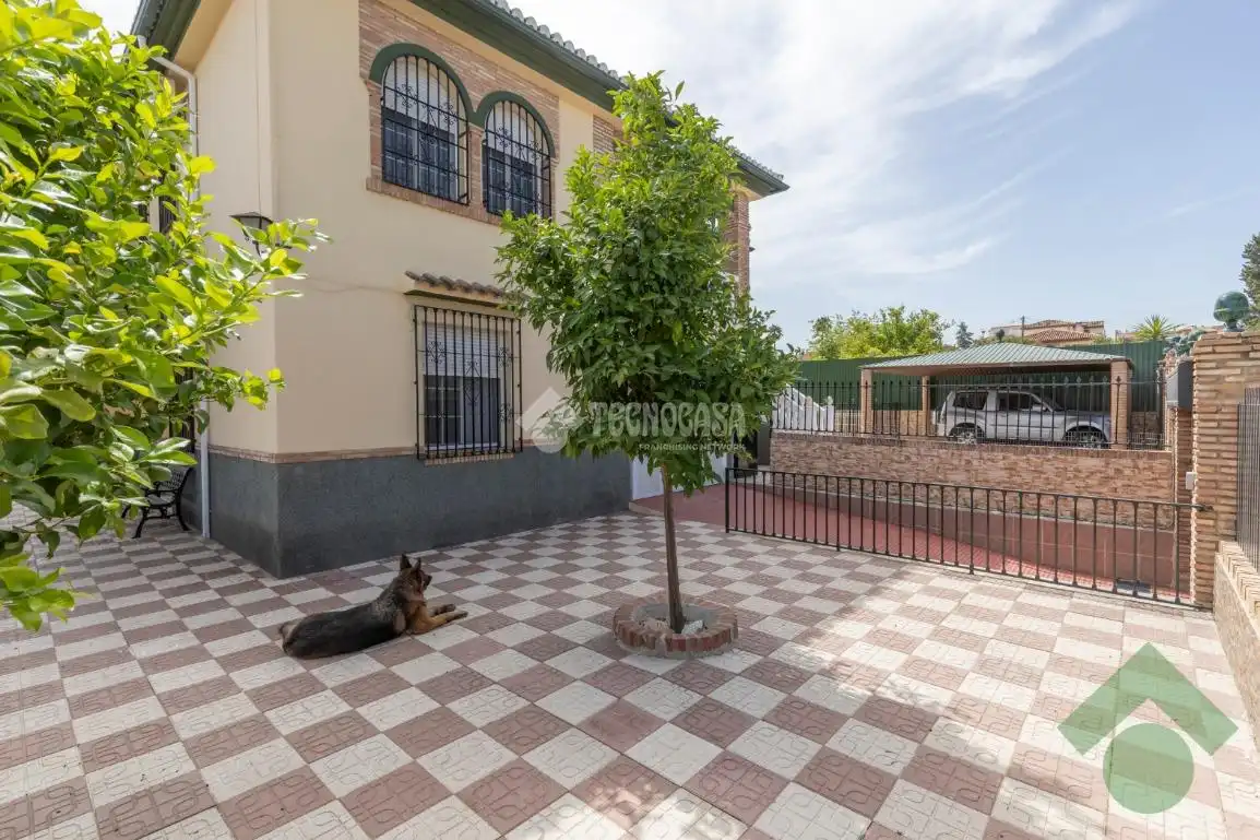 Casa con terraza en venta en Gójar, imagen 4