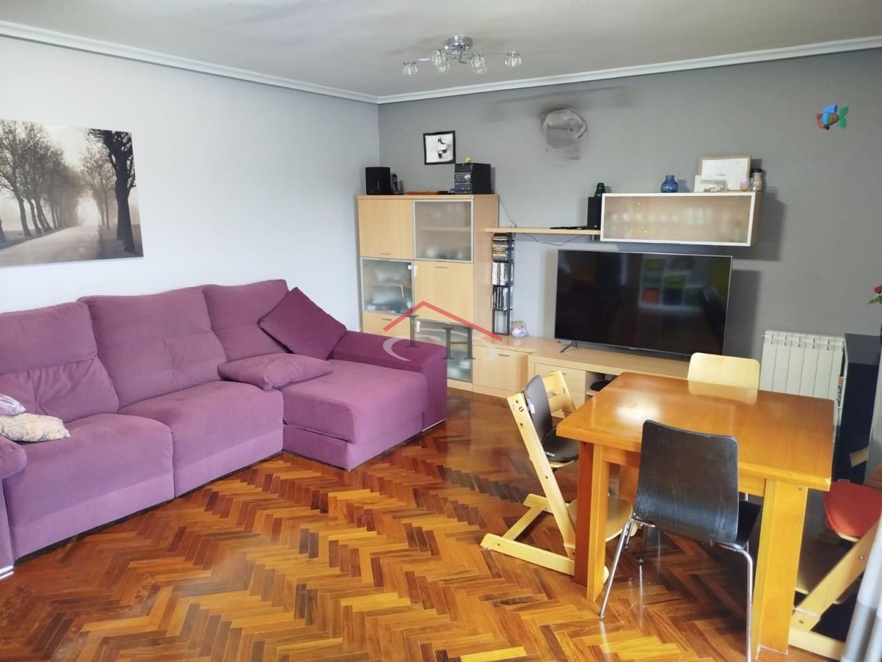 Sala de estar de Dúplex en venta en San Andrés del Rabanedo con Calefacción y Trastero