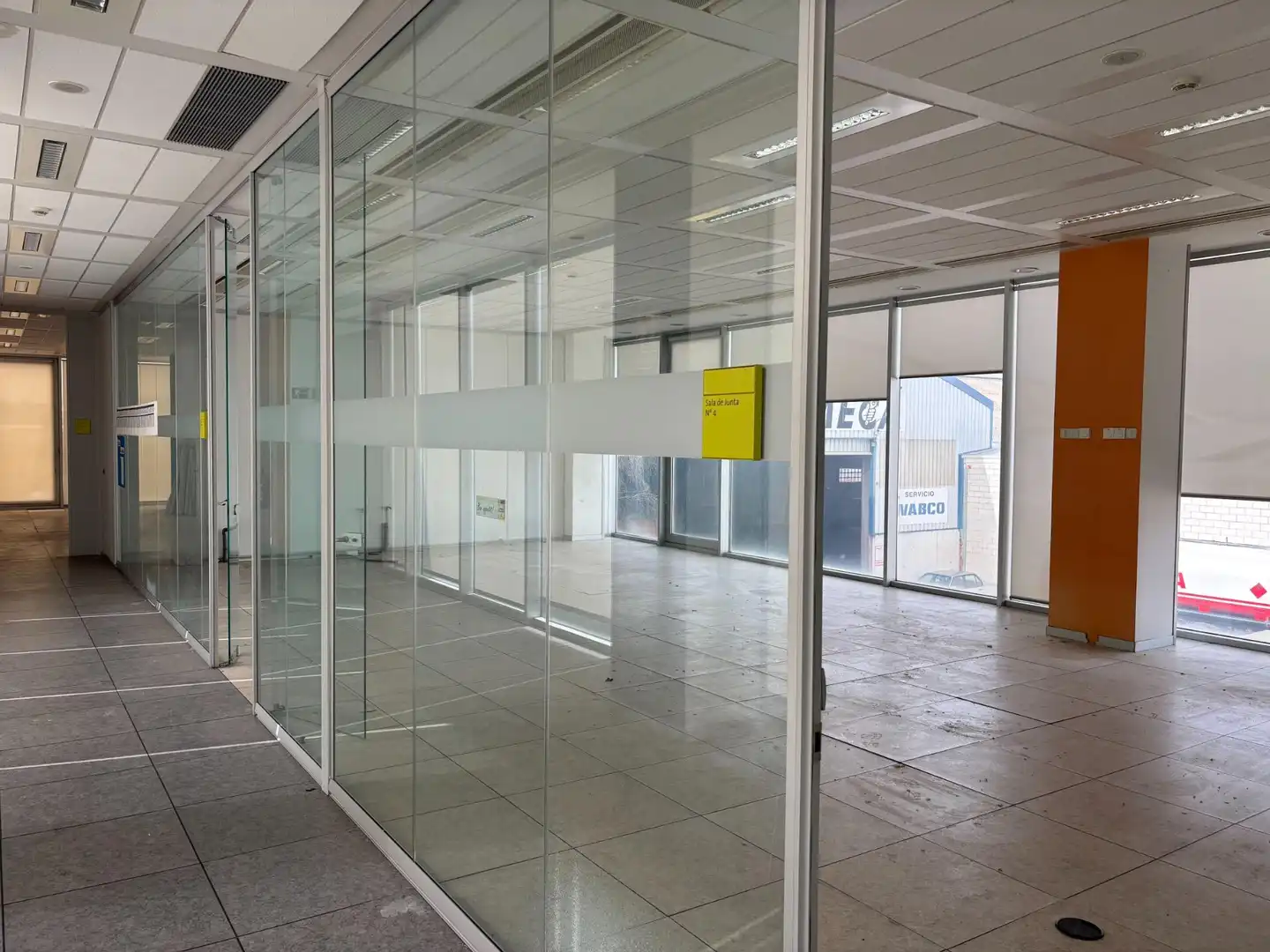 Immobles singulars amb ascensor en venda a Avenida Avenida Ramón y Cajal, imagen 47