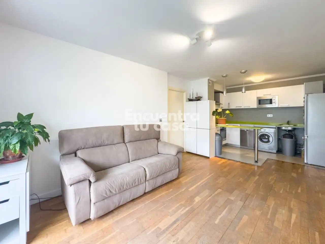 Wohnzimmer von Wohnung zum Verkauf in Hendaye mit Heizung, Privatgarten und Terrasse