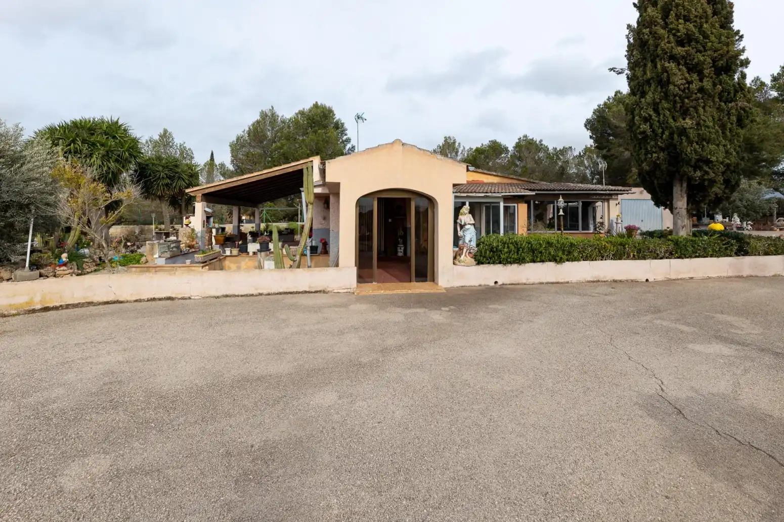 Vista exterior de Casa o chalet en venta en Llucmajor con Parquet, Terraza y Trastero