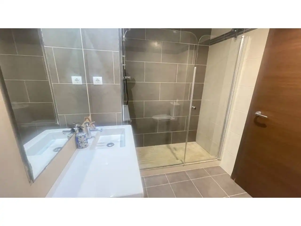 Bany de Apartament en venda en Terrassa amb Calefacció