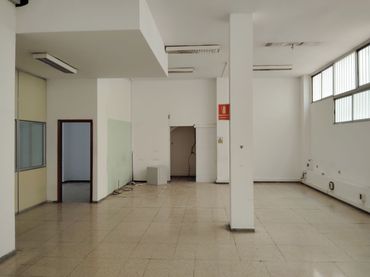 Local comercial en venda a Profesor Francisco Cruz 1