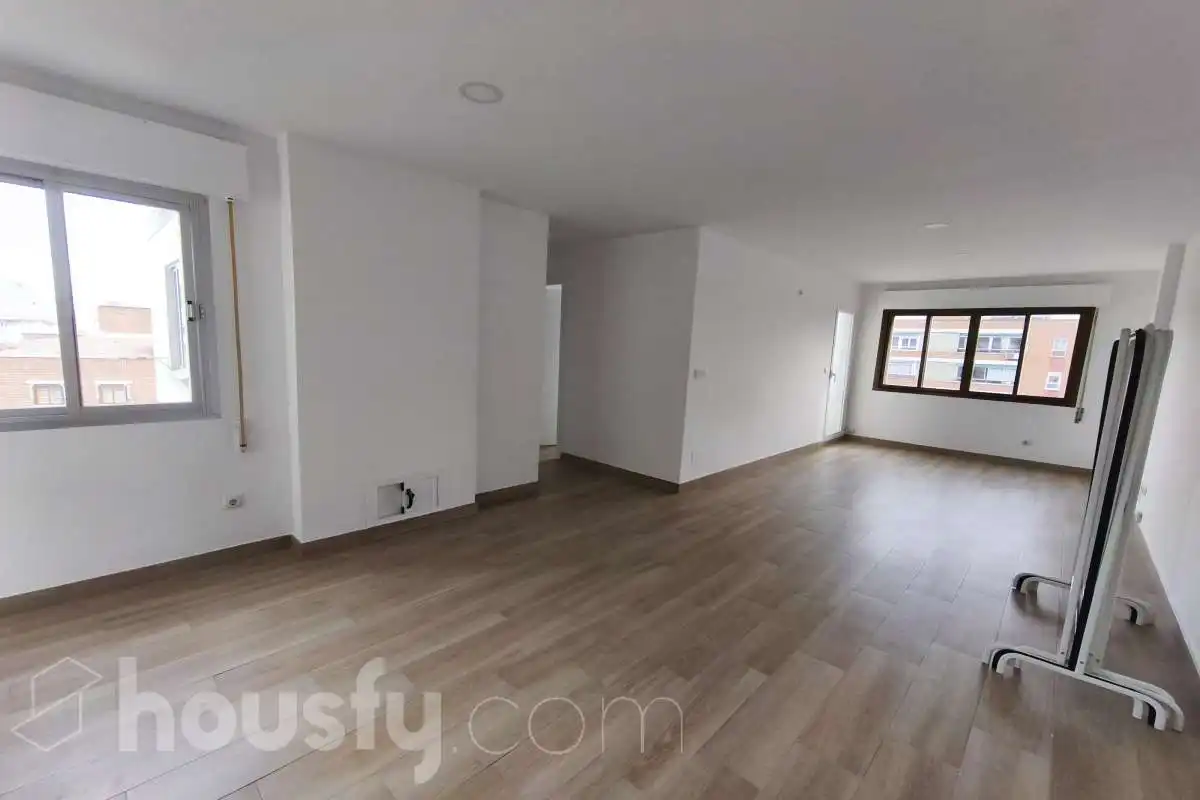 Flat for rent in Calle de Lima, La Avanzada - La Cueva