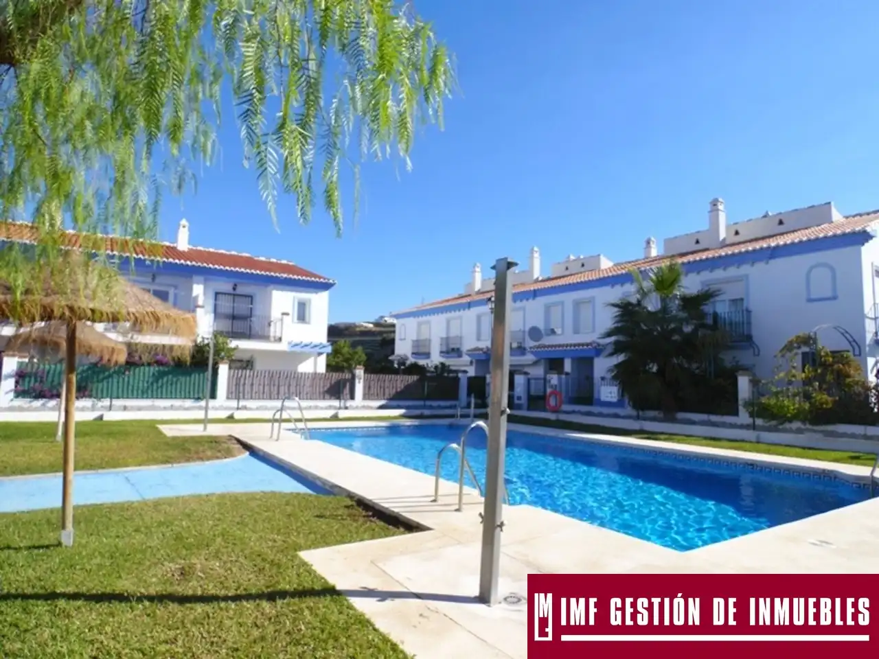 Exterior view of Houses for sale in Vélez-Málaga  with Terrace, Swimming Pool and Community pool