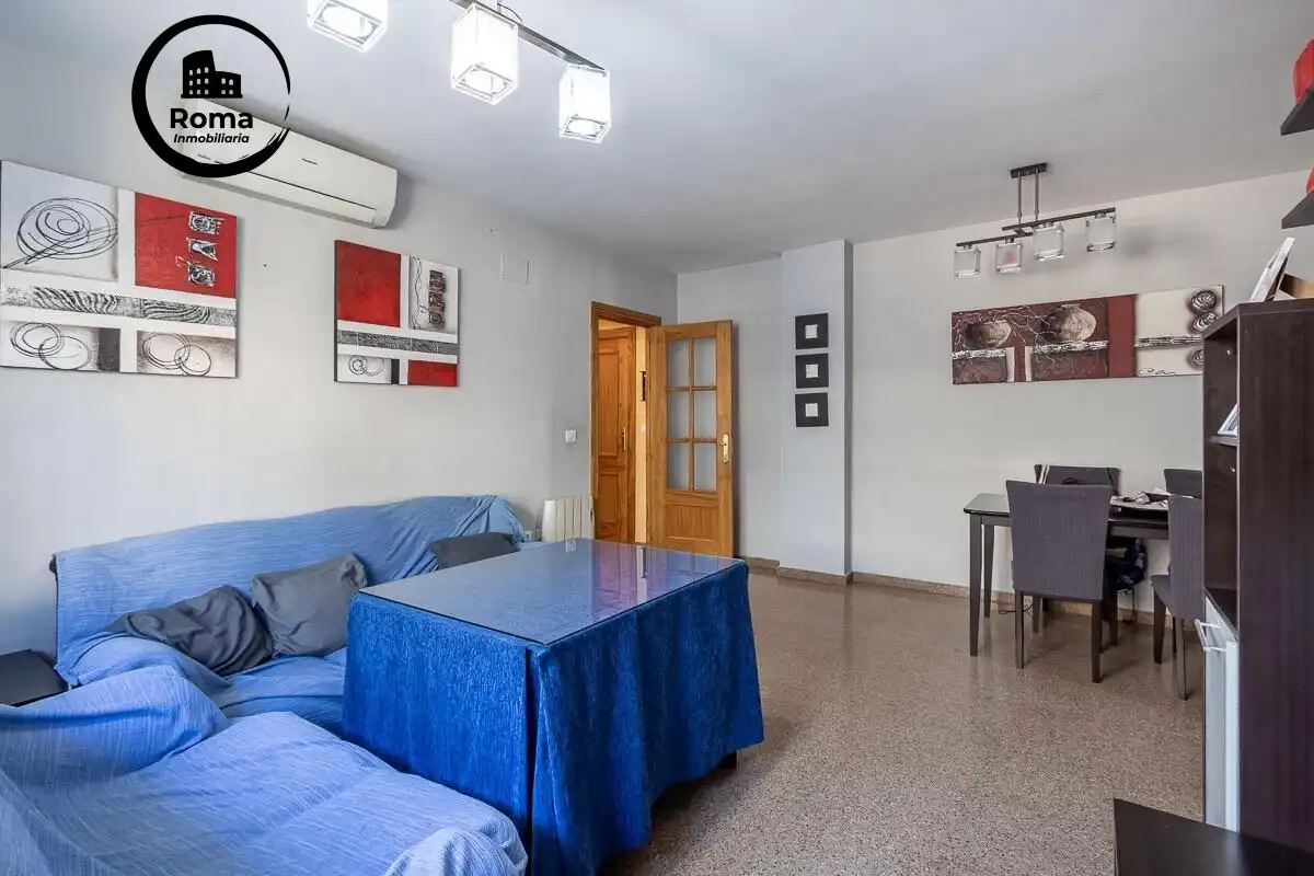 Sala de estar de Piso en venta en Las Gabias con Aire acondicionado, Balcón y Piscina comunitaria
