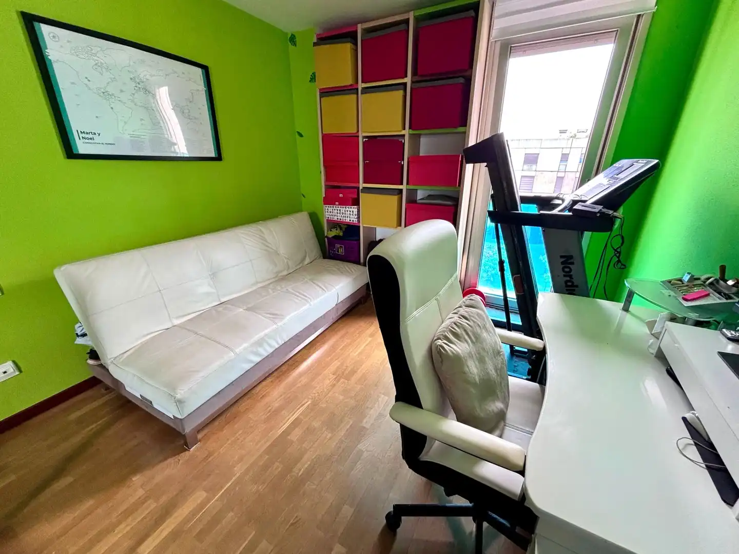 Living room of Flat for sale in Gijón   with Heating, Private garden and Parquet flooring