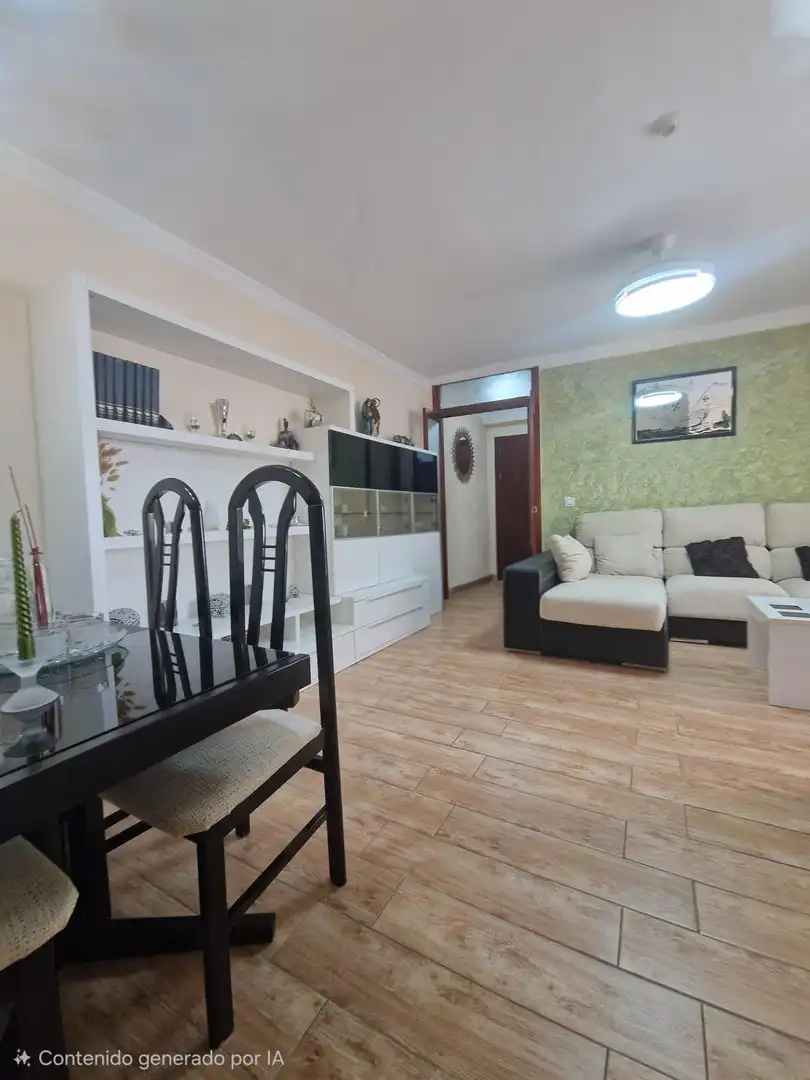Sala d'estar de Pis en venda en El Puerto de Santa María amb Aire condicionat