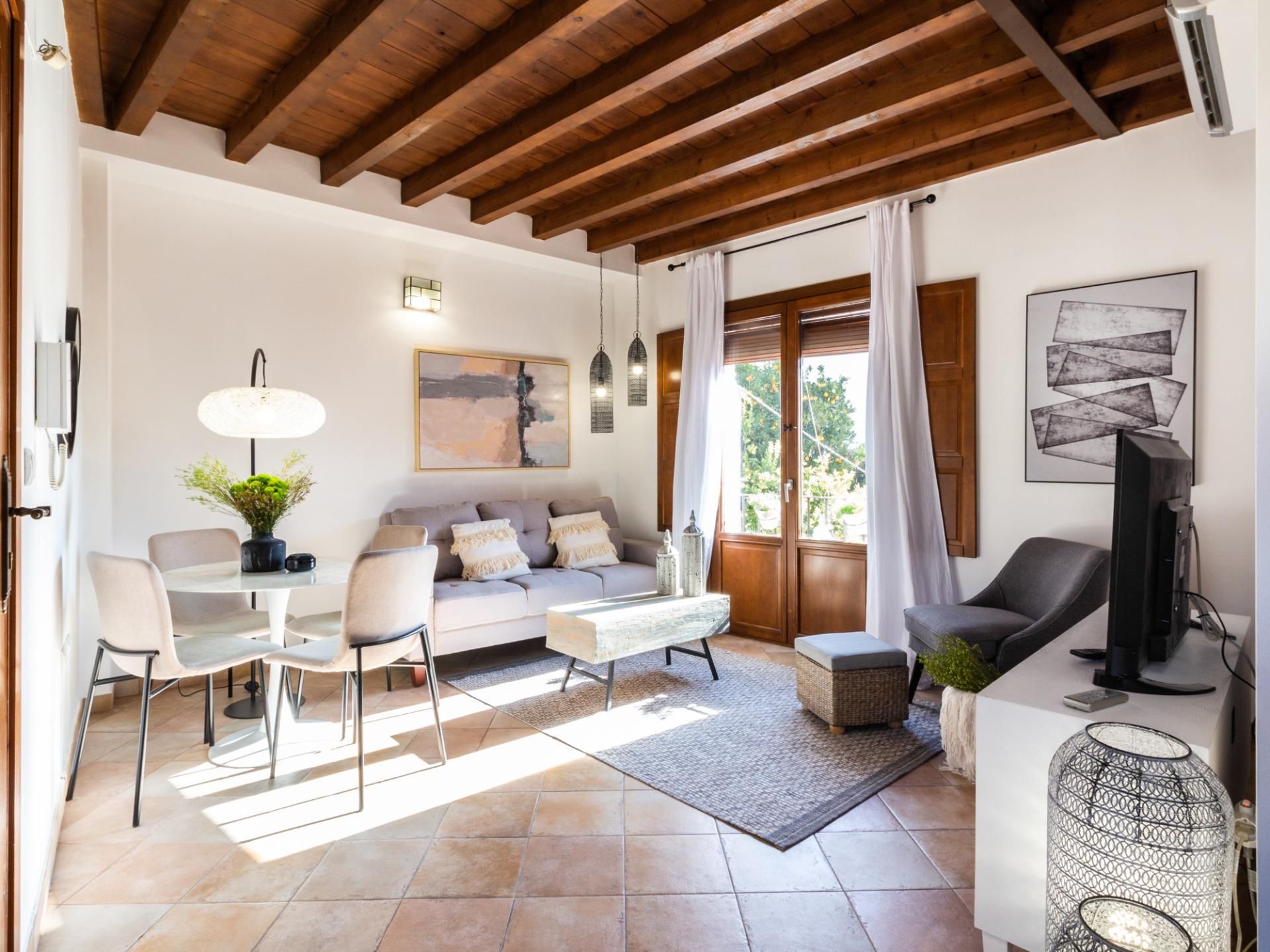 Living room of Attic for sale in  Granada Capital  with Air Conditioner and Terrace