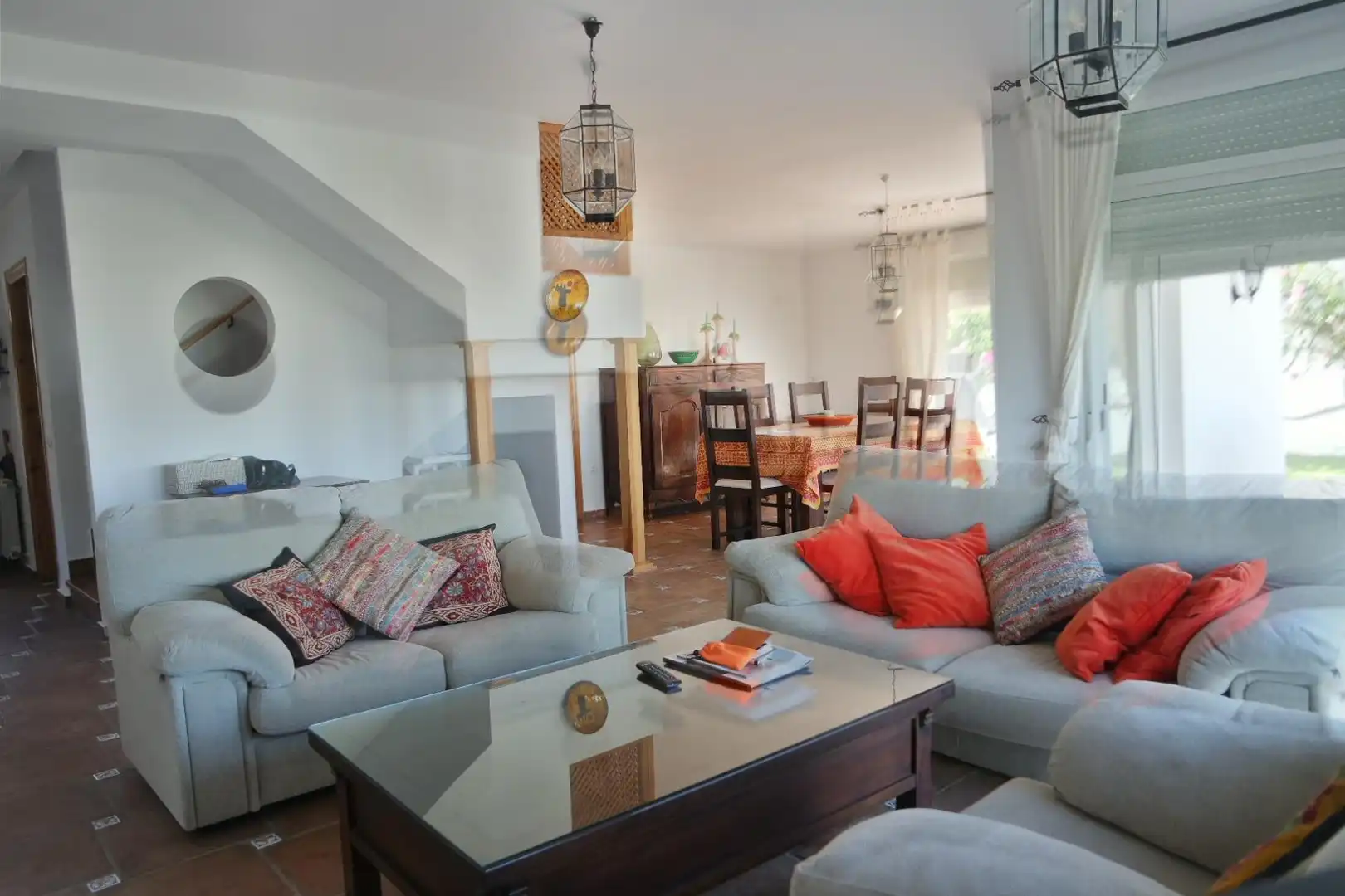 Wohnzimmer von Haus zum Verkauf in Sanlúcar de Barrameda mit Klimaanlage, Heizung und Privatgarten