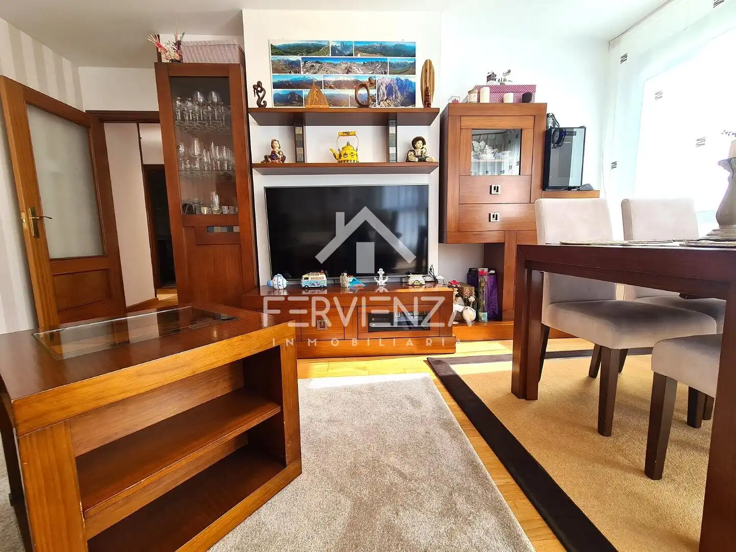 Sala d'estar de Dúplex en venda en Lena