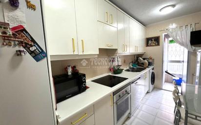 Kitchen of Flat for sale in Móstoles  with Air Conditioner, Heating and Alarm